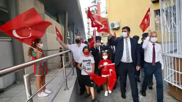 Karşıyaka'da 9 Eylül'e coşkulu kutlama