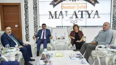 AK Parti Gen. Bşk Danışmanı Güldal Akşit ziyaret