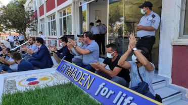 Eti Maden'de oturma eylemi