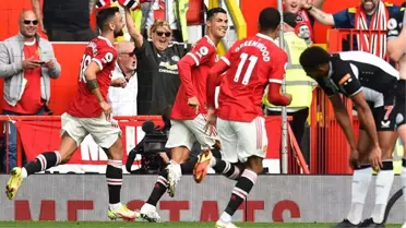 Old Trafford, 'Siu' sesiyle inledi! Ronaldo, Premier Lig'e rüya gibi başladı