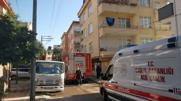 Son dakika haberi... Çayırova'da apartman dairesinde çıkan yangın hasara neden oldu
