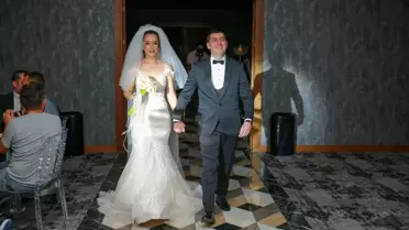Anıl Uyanık dünya evine girdi