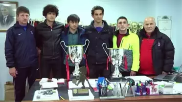 Eski teknik direktörü Sadi Tekelioğlu'ndan Abdülkadir Ömür'e nasihat