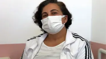 İŞİTME KAYBI YAŞAYAN HEMŞİRENİN KULAĞINDAKİ TÜMÖR AMELİYATLA ALINDI
