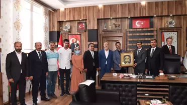 AK Parti Yerel Yönetimler Başkan Yardımcısı Yaman'dan Başkan Pekbay'a ziyaret