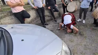 Karabük'te düğüne katılan köçekler, virüsü unutup yere atılan parayı ağzıyla aldı