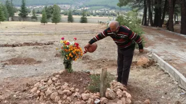 Almanya'da ormanlık alanda kemikleri bulunan kişi, son yolculuğuna uğurlandı
