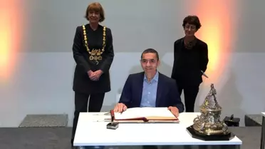 Köln Üniversitesi'nden Özlem Türeci ve Uğur Şahin'e 'fahri doktora' unvanı
