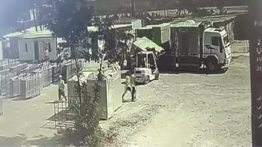 TIR'DAN İNDİRİLEN TRAFONUN ALTINDA KALAN İŞÇİ ÖLDÜ