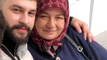 Karısını öldüren adam 'Beni dövüyordu' dedi, oğlu ise iddiaları yalanladı: Ben annemin gözyaşlarıyla büyüdüm, kendini aklamaya çalışıyor