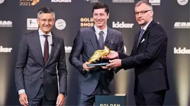 Altın Ayakkabı ödülünün sahibi, Bayern Münih'in golcüsü Robert Lewandowski oldu