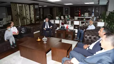 Eski milli atlet Süreyya Ayhan'dan Başkan Demirbaş'a ziyaret