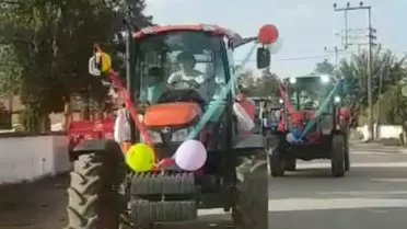 Traktörlerden oluşan sünnet konvoyu renkli görüntülere sahne oldu
