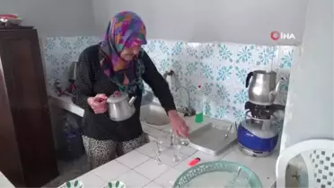 Köy kahvesini 10 yıldır Sevgi teyze işletiyor: 'Beni yadırgıyorlardı, şimdi herkes alıştı'
