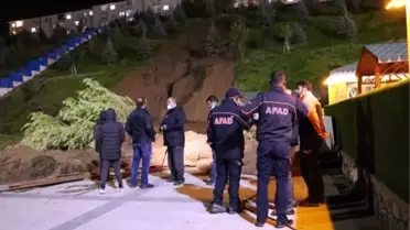 MEVLANA VADİSİ'NDEKİ TOPRAK KAYMASI KORKUTTU