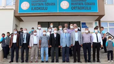 Nizip Ticaret Odası'ndan öğrencilere ayakkabı yardımı