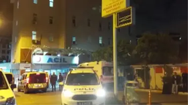 Son dakika haberi! PENDİK'TE BIÇAKLA POLİSİN ÜZERİNE YÜRÜYEN ŞÜPHELİ BACAĞINDAN VURULARAK YAKALANDI