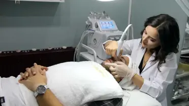 Sivas'ta erkekler güzellik salonlarından çıkmıyor