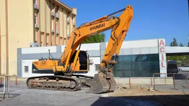 Didim'li hayırseverler destek oldu; acil servise yeni bölümler için kazma vuruldu