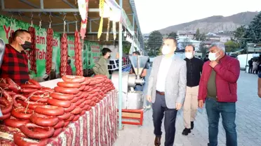 Vali Akbıyık, Yöresel Lezzetler Fuarını ziyaret etti