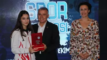 İzmir'de 'Amatörün En'leri' ödül töreni düzenlendi