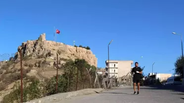 Milli kick boksçu gençlere örnek olmak için Mardin'e geldi