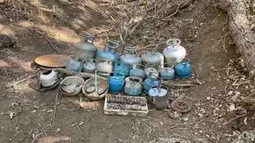 Muş'ta PKK'lı teröristlere ait çeşitli malzemeler ele geçirildi