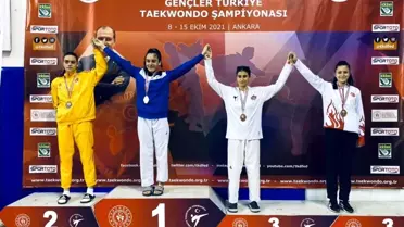 Livanur Türkiye 3.'sü oldu