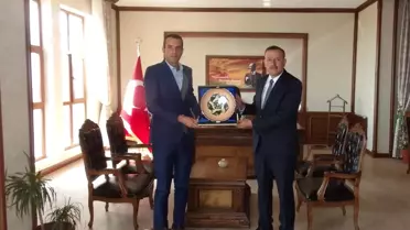 BEÜ Rektörü Elmastaş, Ahlat'ta ziyaretler gerçekleştirdi
