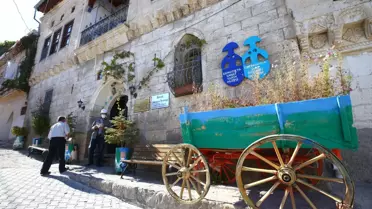 Kapadokya'daki müzede 80 ülkenin kültürünü yansıtan folklorik bebekler sergileniyor
