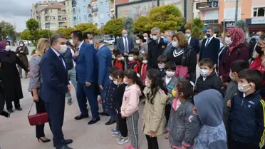 Öğrencilere simülasyon tırında deprem eğitimi verildi