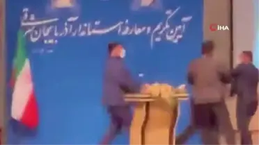 İran'ın Doğu Azerbaycan Valisi Rezevi'ye tören sırasında tokatlı saldırı