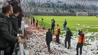 Tepki çeken olay! Ayet yazılı konfetileri sahaya atan 4 taraftar gözaltında