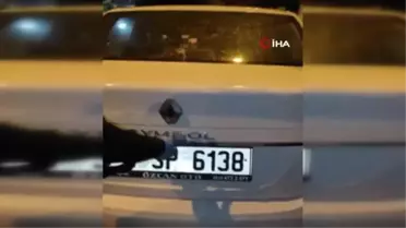 Son dakika haber: Beşiktaş'ta torbacının mıknatıslı çanta oyunu: Polis özel zulada 'marihuana' ele geçirdi
