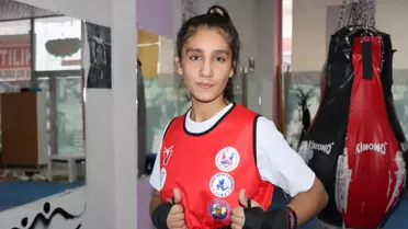 Şampiyon babanın şampiyon kızı, Dünya Şampiyonası için ter döküyor