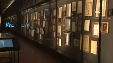 Türkiye İş Bankası Müzesi'nin yeni sergisi 'Bir Asrın Ardından'