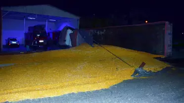 Mardin'de freni boşalan tır yan yattı: 1 yaralı