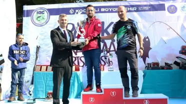 İzmit Körfezi adeta akvaryum gibi; Yarışmada 1.240 balık oltayla yakalandı