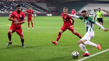 Spor Toto Süper Lig: GZT Giresunspor: 0 Fraport Tav Antalyaspor: 1 (İlk yarı)