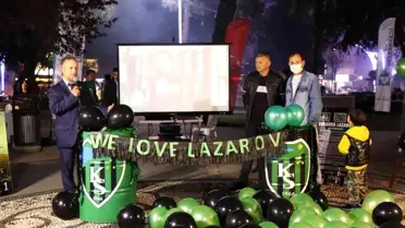 Lazarov vatandaşlarla buluştu