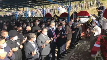 Giresun'da kalp krizi nedeniyle hayatını kaybeden komiser yardımcısı toprağa verildi