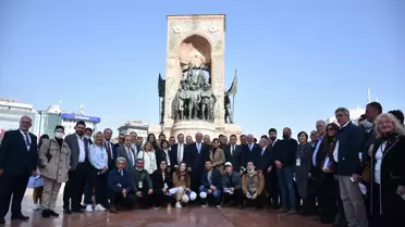 Memleket Partisi Genel Başkanı İnce, Beyoğlu'nda esnafı ziyaret etti