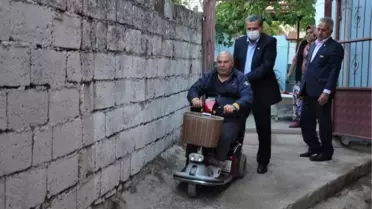 İKİ YIL SONRA KAVUŞTUĞU AKÜLÜ SANDALYE İLE DIŞARIYA ÇIKTI