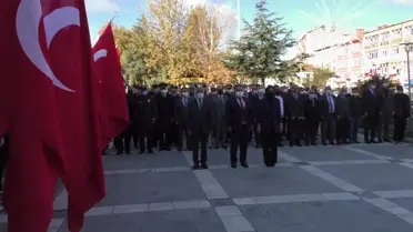Büyük Önder Atatürk'ü anıyoruz