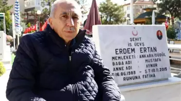 Şehit oğlunun mezarının yanından ev aldı