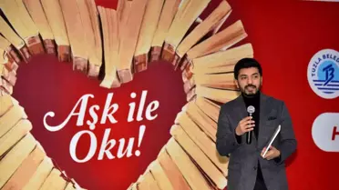 'Aşk ile Oku' temalı Tuzla Kitap Fuarı'na gençlik aşısı