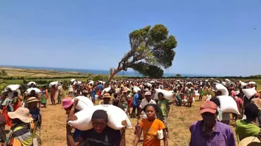 Açlığın tehlikeli boyutlarda olduğu Madagaskar'da 3 bin 370 ailenin yüzü güldü