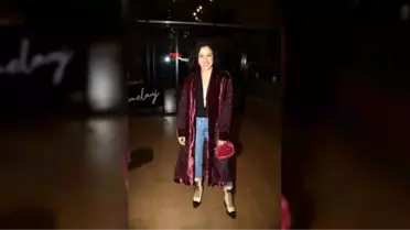 Cansu Tosun eşi Erkan Kolçak Köstendil'i övdü