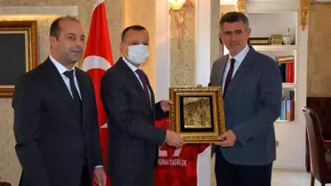 TBB Başkanı Feyzioğlu'ndan rakibi Sağkan'a cevap: '4-5 Aralık genel kurulundan sonra başkanı olmaya devam edeceğim'