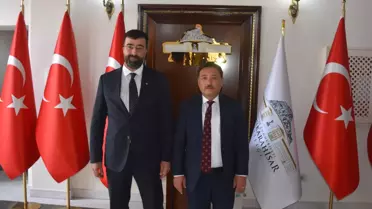 AA Bölge Müdürü Rıfat Yerlikaya, Afyonkarahisar Valisi Gökmen Çiçek'i ziyaret etti